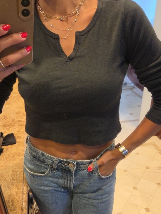 Brandy Melville Tops - BRANDY MELVILLE BLACK V NECK LONG SLEEVE T SHIRT "DEANIE" TOP $30